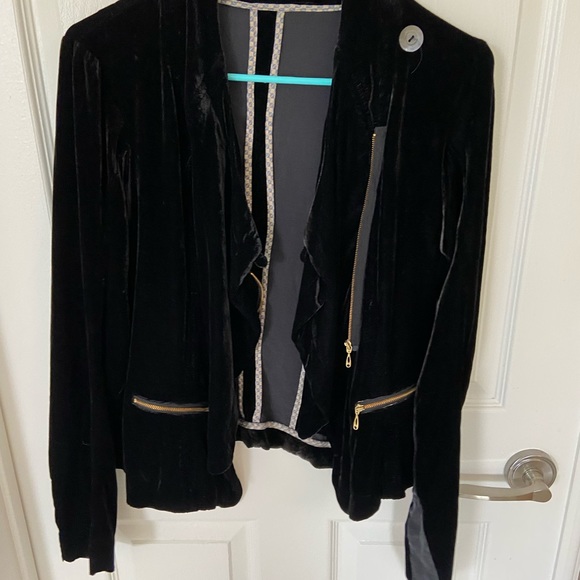 Chic velvet jacket - Picture 2 of 4